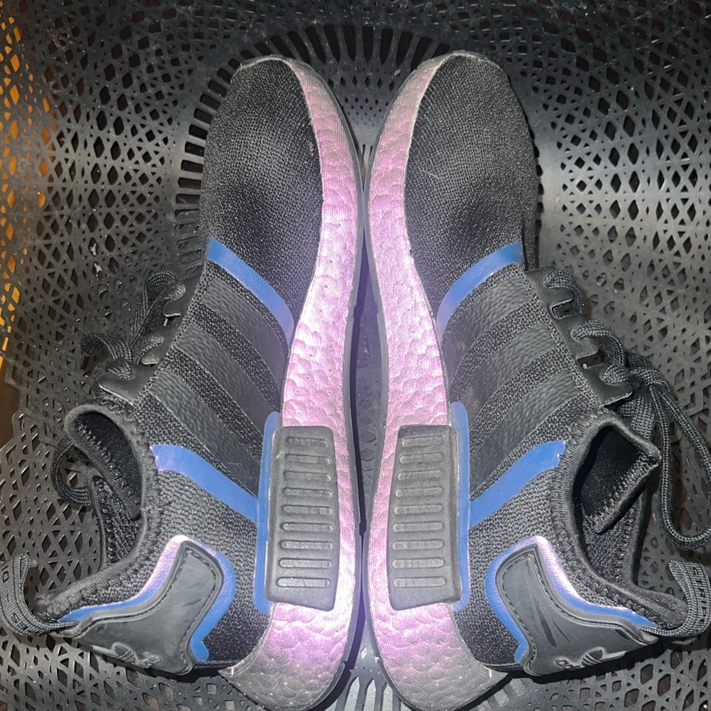 Adidas NMD_R1 Black and Purple Mens Sneakers - Picture 3 of 12